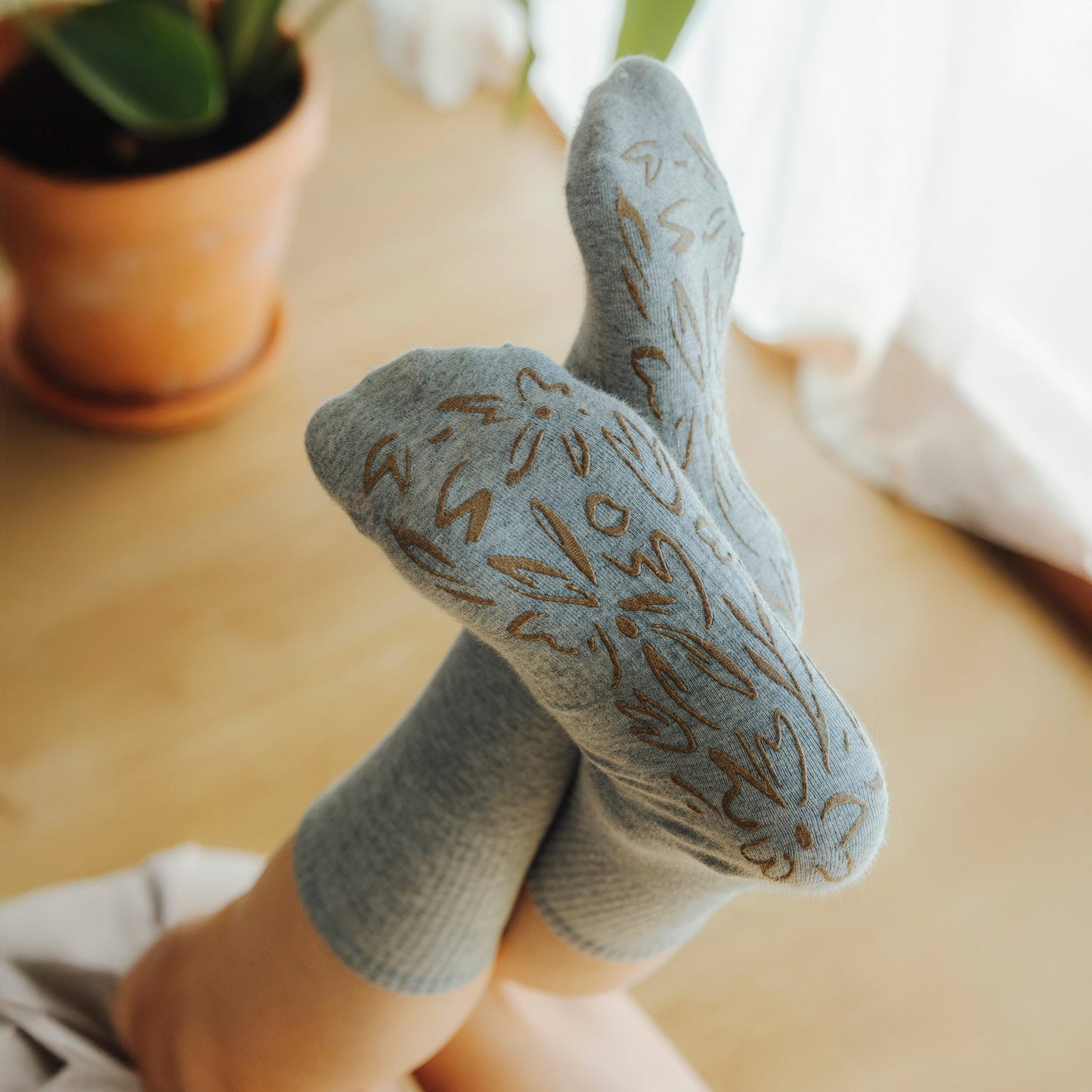 Little Yoga Socks Serene Socks- Adult Organic Cotton Non-Slip Socks- 4 Seasons- Grey- 2 Pairs