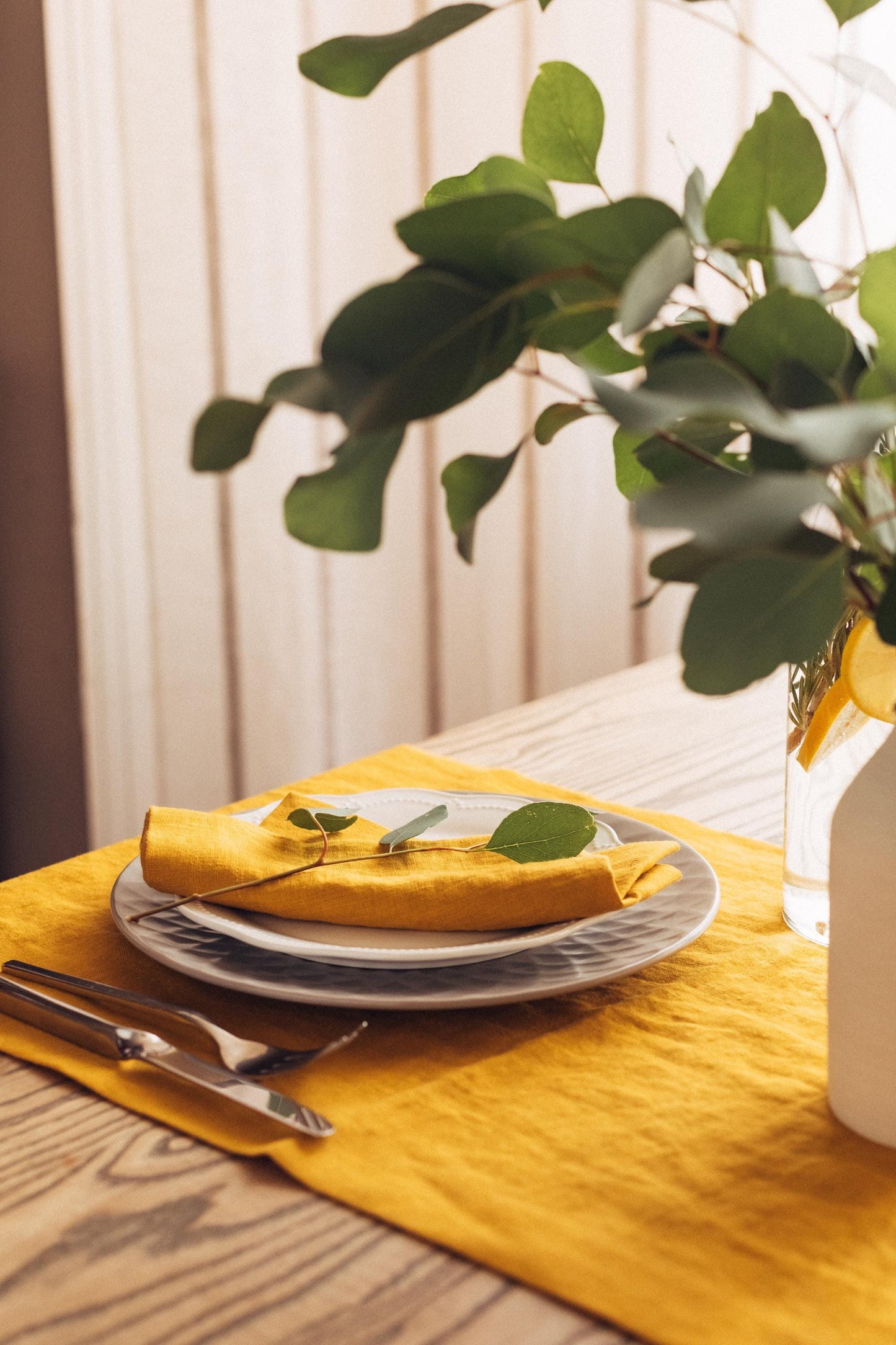Soft Linen Table Runners