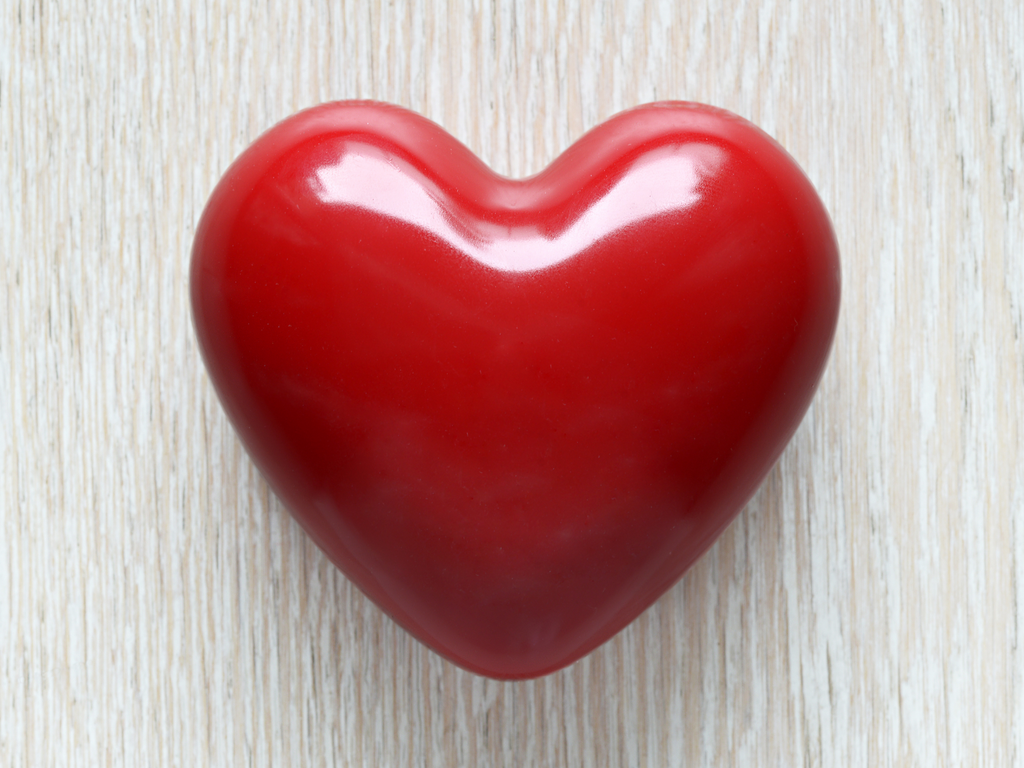 Holiday Special Wax heart freshener for closets and drawers – Limited Edition Scents for the Festive Season