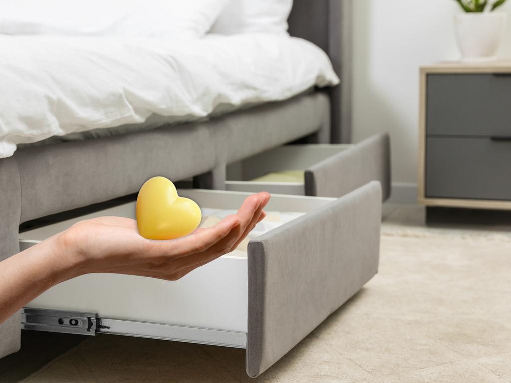 Holiday Special Wax heart freshener for closets and drawers – Limited Edition Scents for the Festive Season