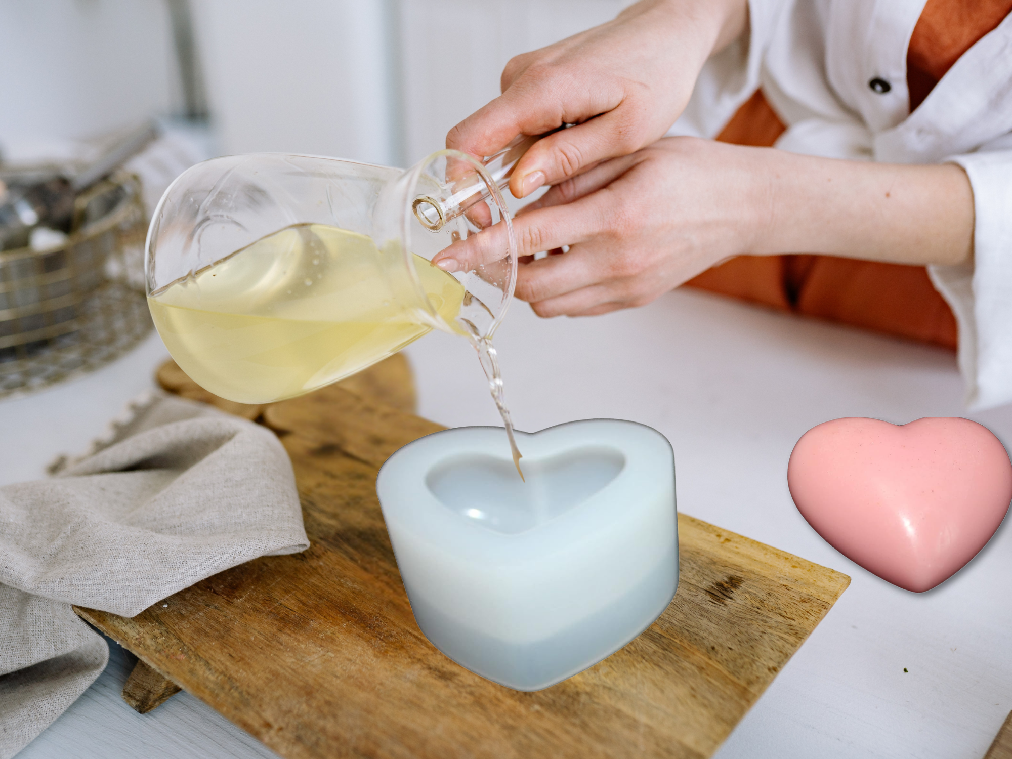 Holiday Special Wax heart freshener for closets and drawers – Limited Edition Scents for the Festive Season