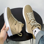 Khaki / 39