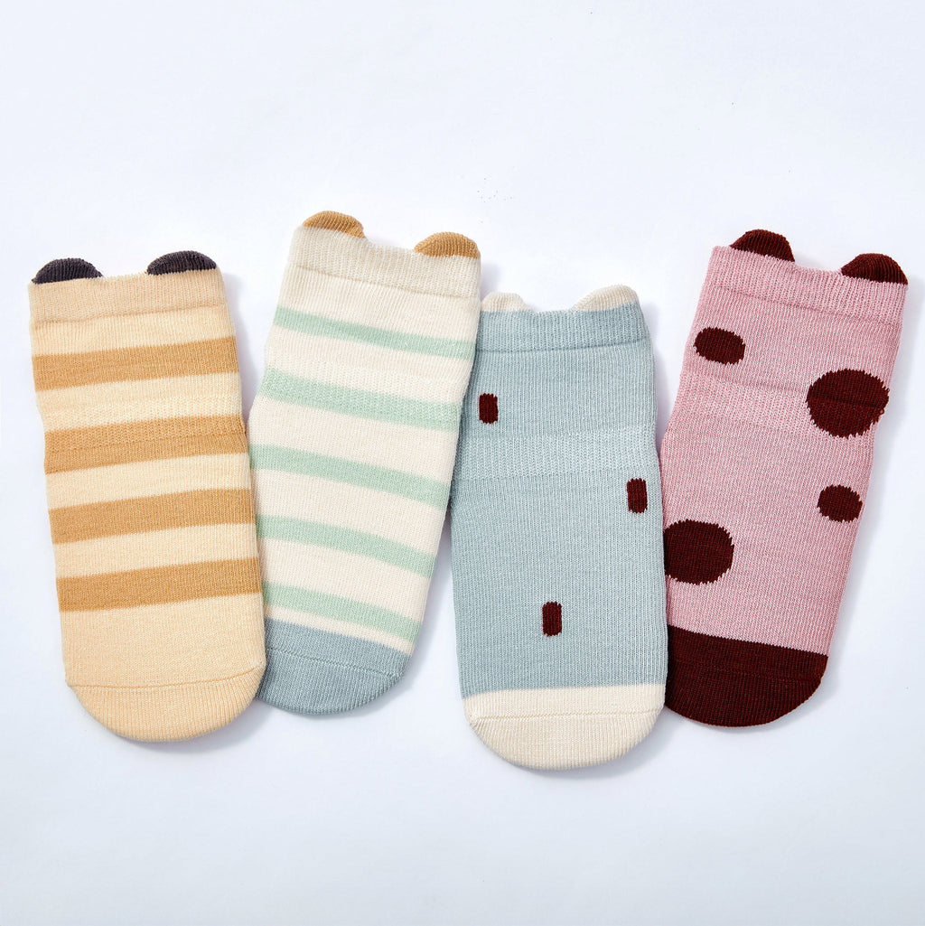 New-Ladybug & Friends- Organic- 4 Pairs of Stay-On Baby & Toddler Non-Slip Socks
