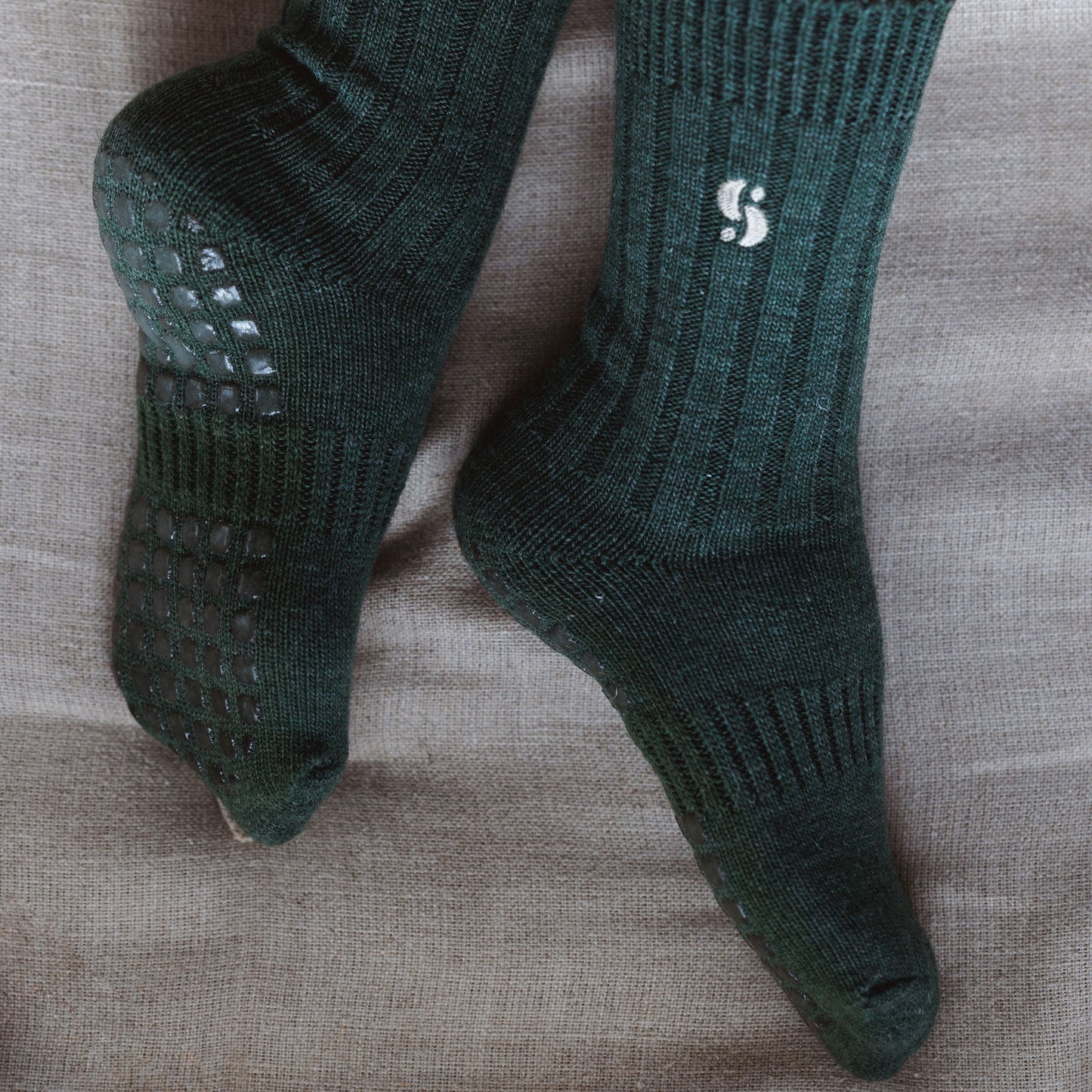Little Yoga Socks Serene Socks- Adult Merino Wool Non-Slip Socks- Dark Green- 1 pair
