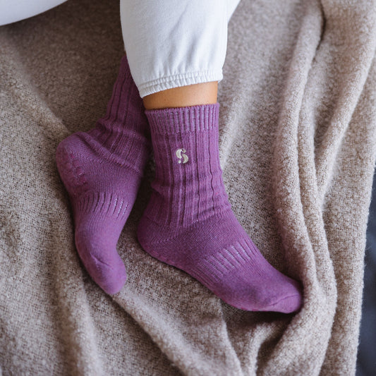 Little Yoga Socks Serene Socks- Adult Merino Wool Non-Slip Socks- Viola- 1 pair