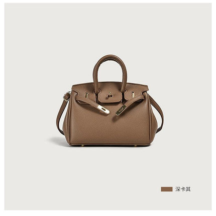 Retro Cowgirl Messenger Bag – Stylish and Chic Leather Handbag