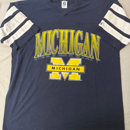 VTG 90s University of Michigan Wolverines T-shirt Jersey  XL