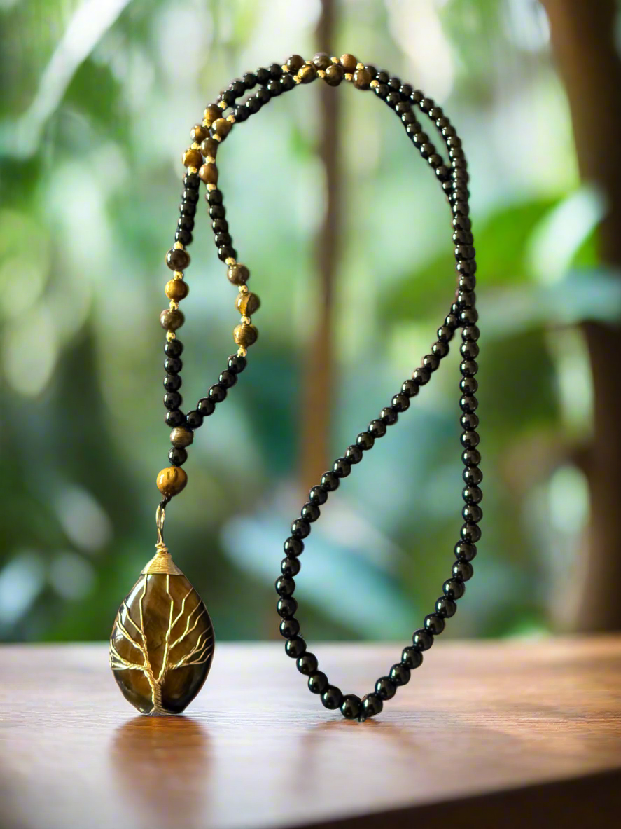 Tigers Eye and Onyx Healing Necklace