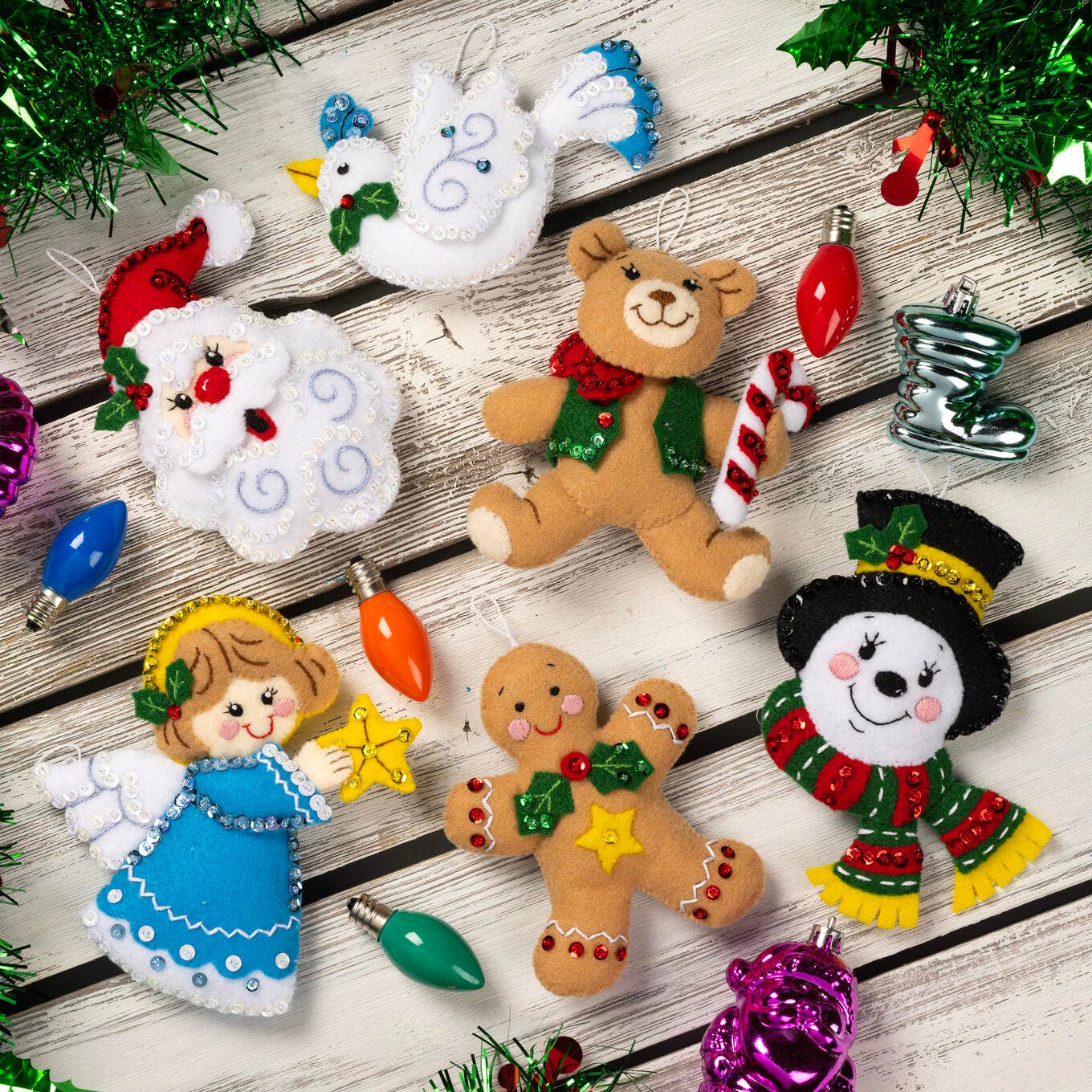 Bucilla Holiday Favorites Felt Ornament Kit – Set of 6 Classic Christmas Ornaments