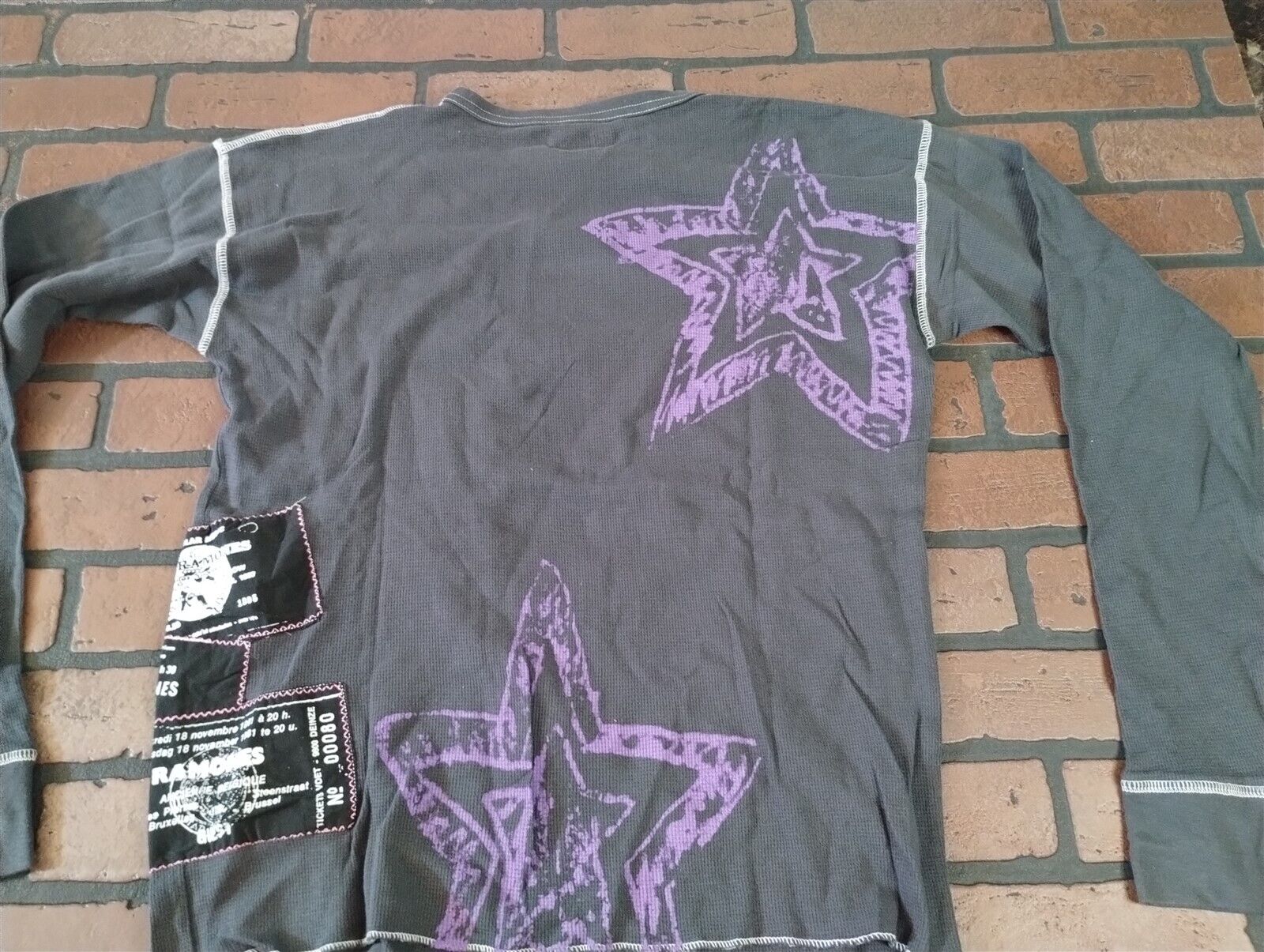 RAMONES - On Tour Premium Thermal~Never Worn~ M L