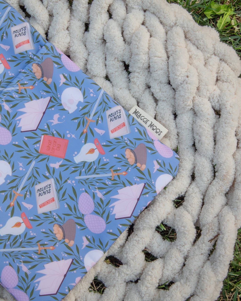 Meaggie Moos - Book / Tablet Sleeve | Throne of Glass