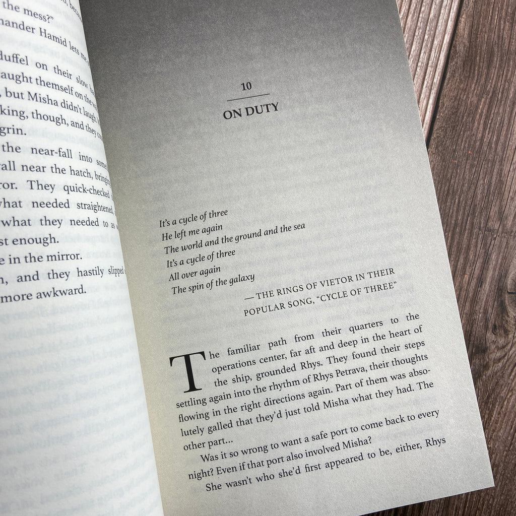 Court of Magickers: The Stars and Green Magics Book 4 (Paperback)