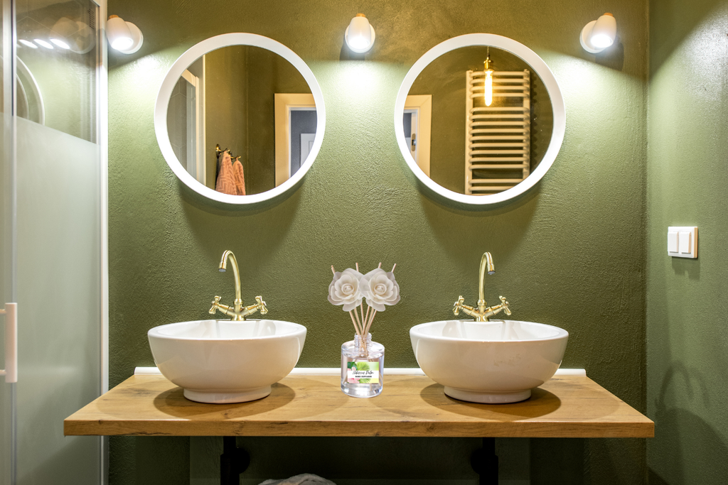 Nature & Earth Reed Diffuser Collection – Forest-Inspired Aromas with Earthy Greens, Woods & Misty Air