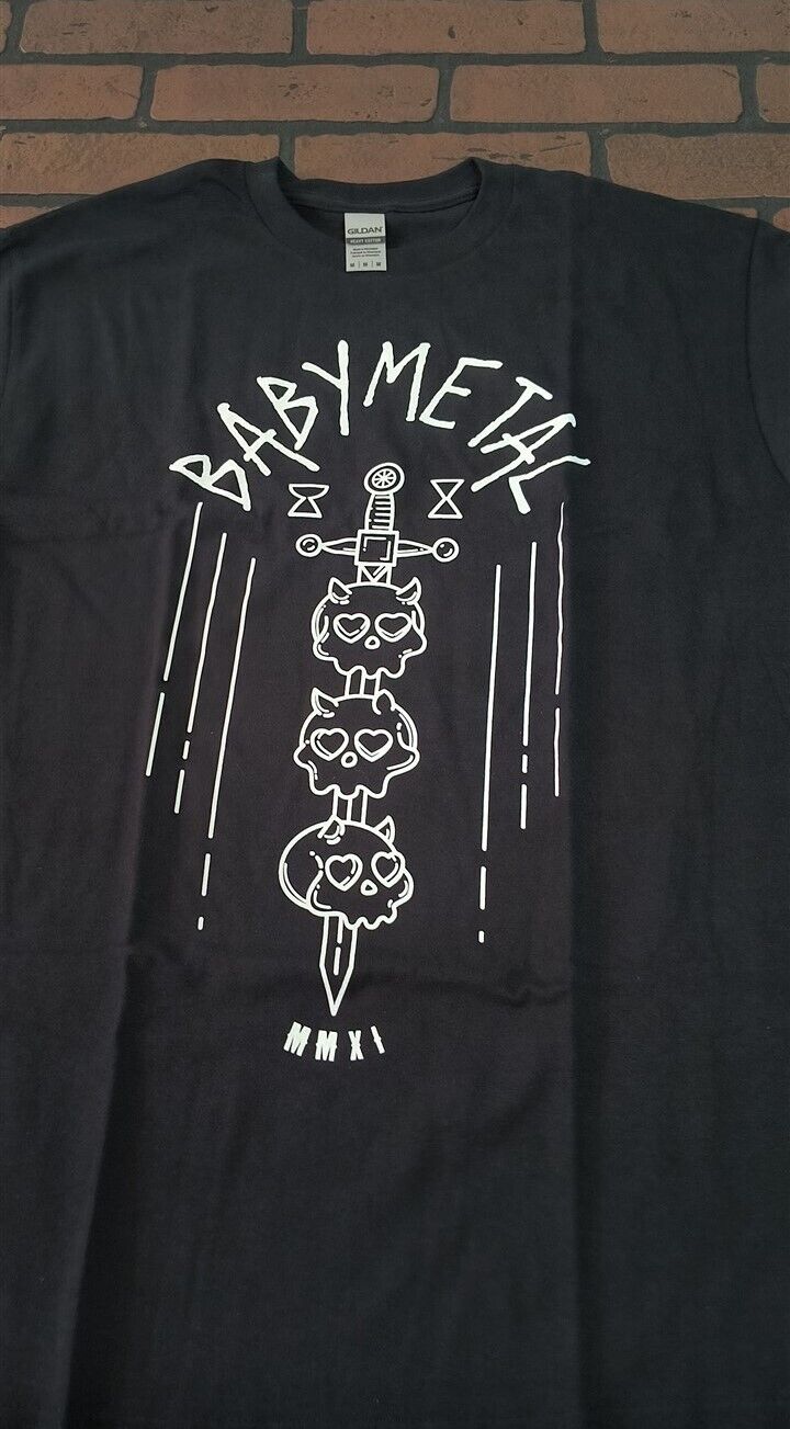 BABY METAL - MMXI Skulls on Swords T-shirt ~Never Worn~ M