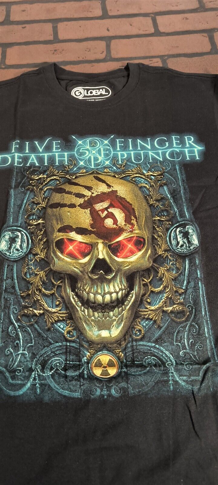 FIVE FINGER DEATH PUNCH - Iron Skull T-shirt ~Never Worn~ M L