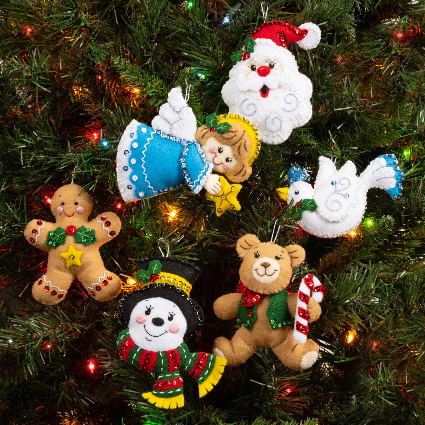 Bucilla Holiday Favorites Felt Ornament Kit – Set of 6 Classic Christmas Ornaments