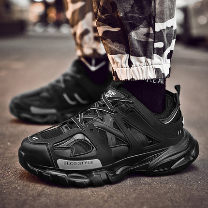 B30 Black Sneakers
