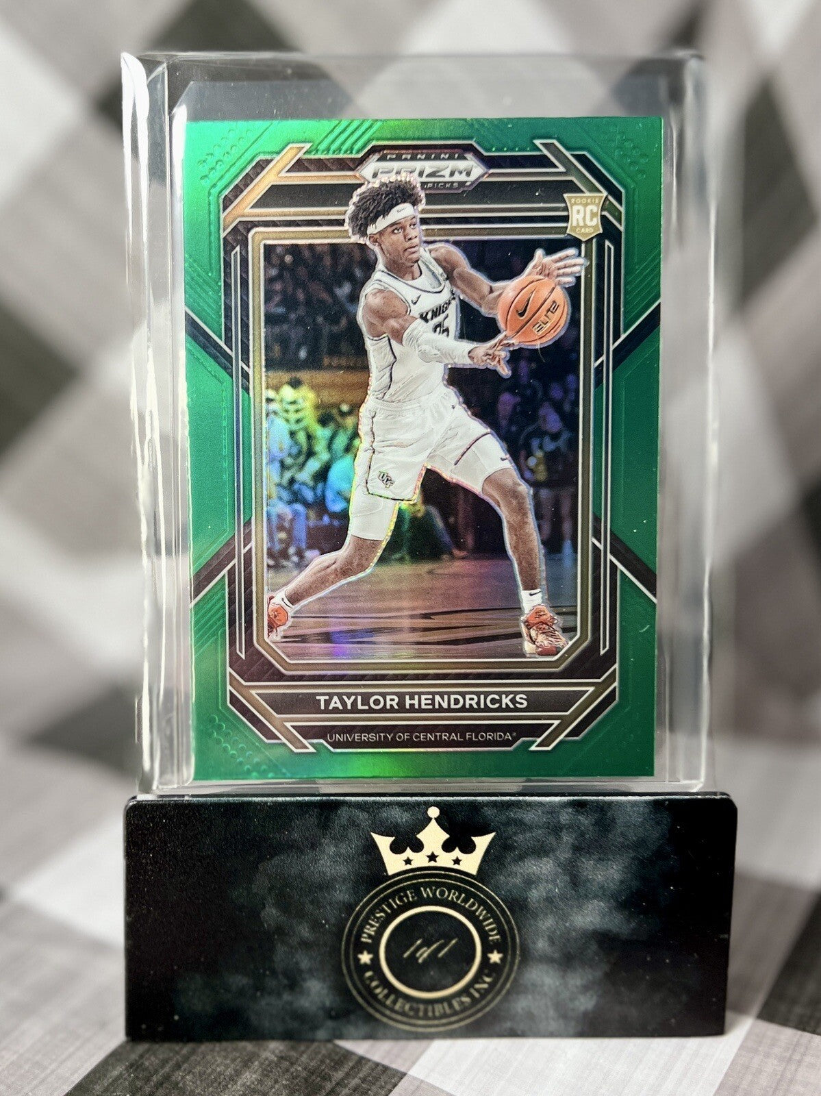 Taylor Hendricks 2023 Prizm Draft Picks Green Prizm #19 UCF & Utah Jazz RC
