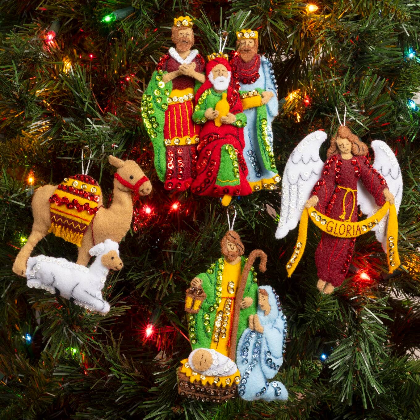 Plaid Crafts - Bucilla Silent Night Felt Ornament Kit Set of 4