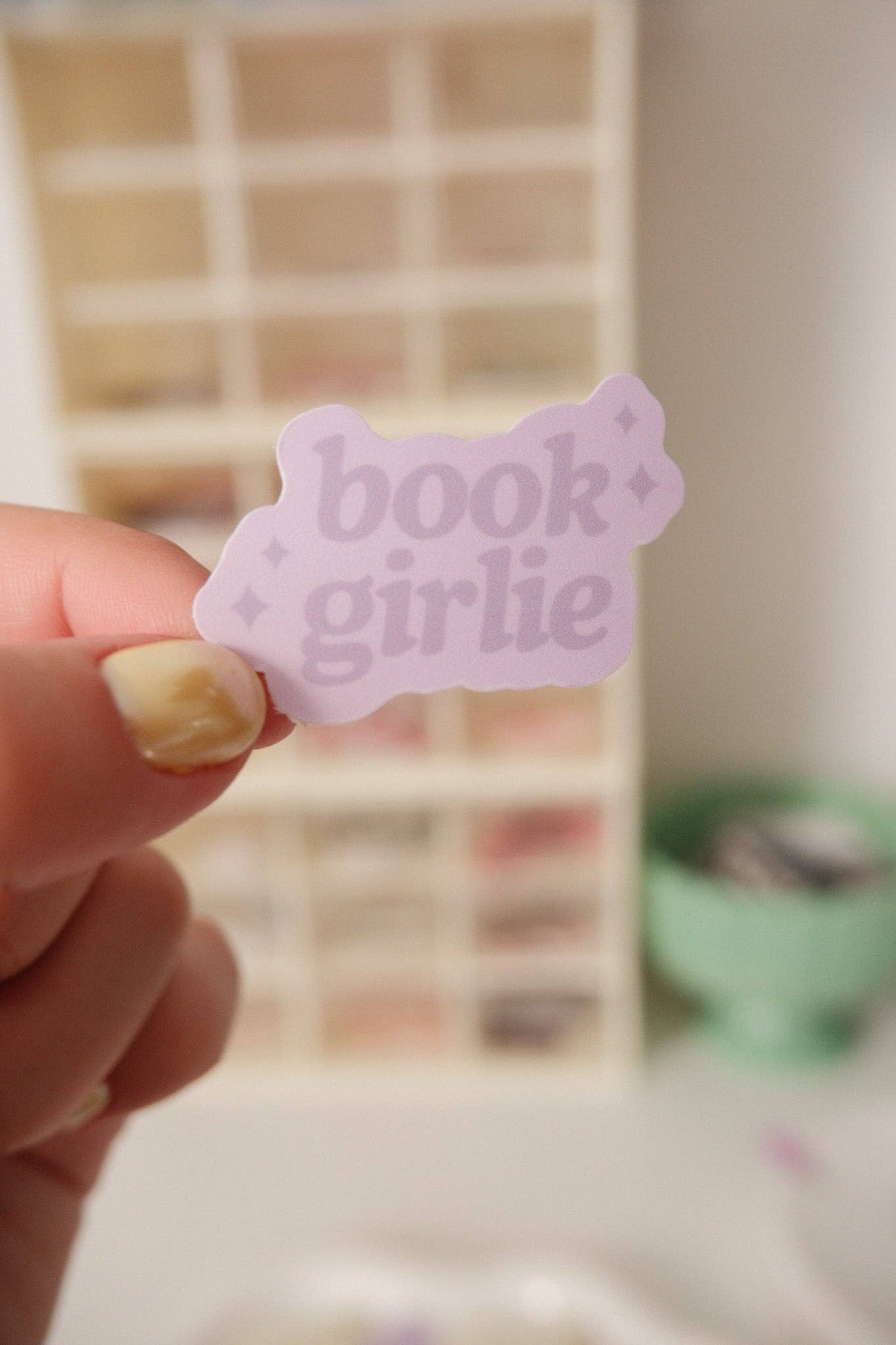 The Tiny Bookshelf - Book Girlie