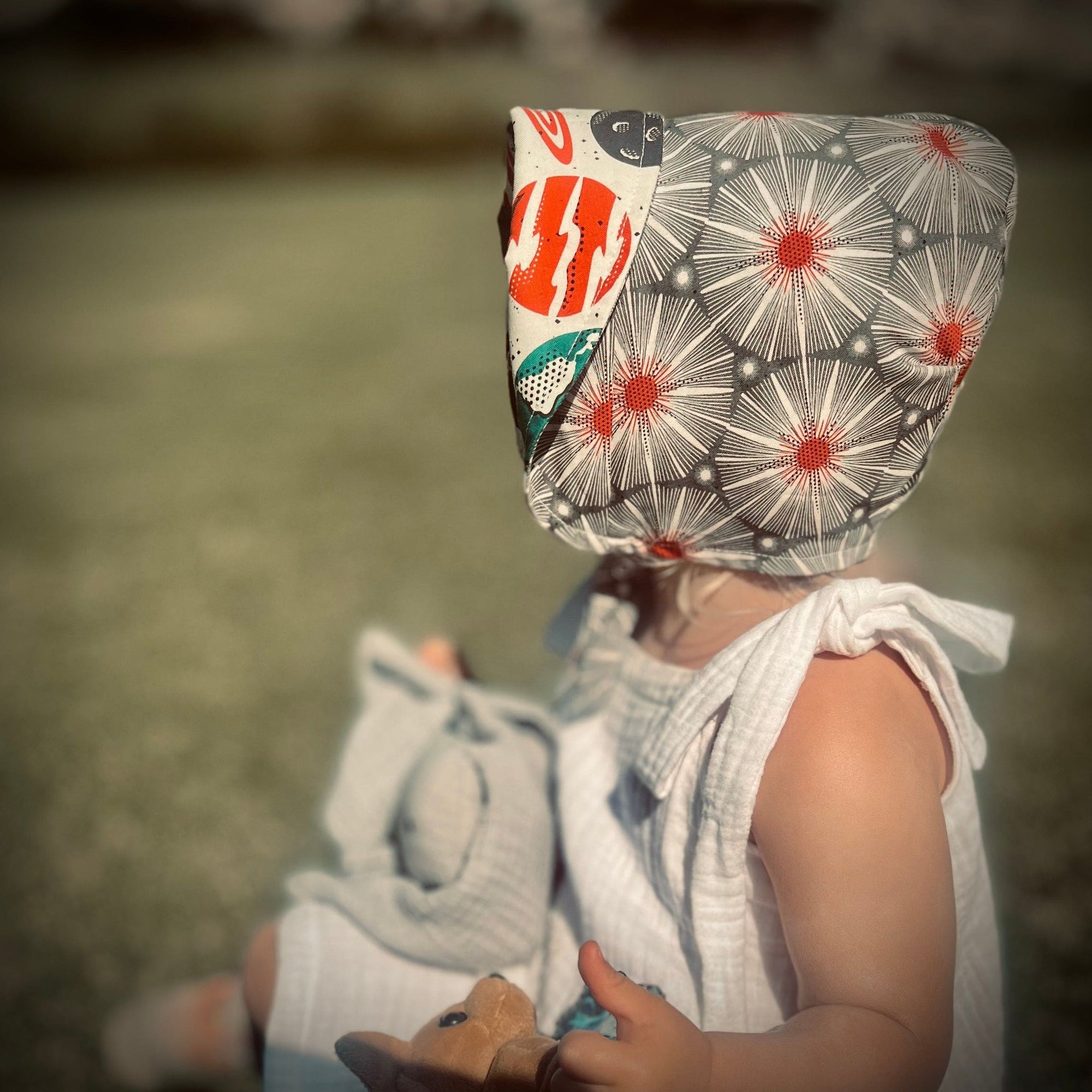 Bonnet in Organic Space