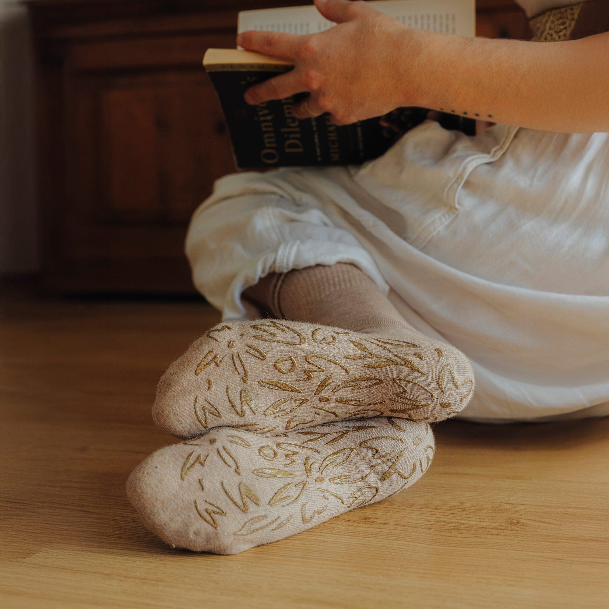 Serene Socks- Adult Organic Cotton Non-Slip Socks-  4 Seasons- Beige- 2 Pairs