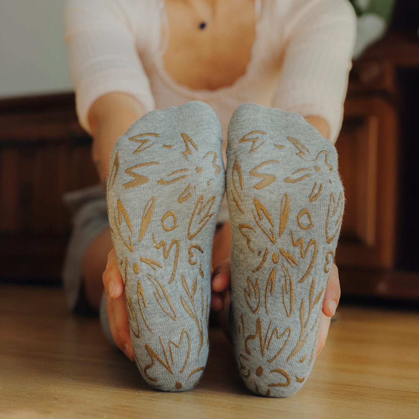 Little Yoga Socks Serene Socks- Adult Organic Cotton Non-Slip Socks- 4 Seasons- Grey- 2 Pairs