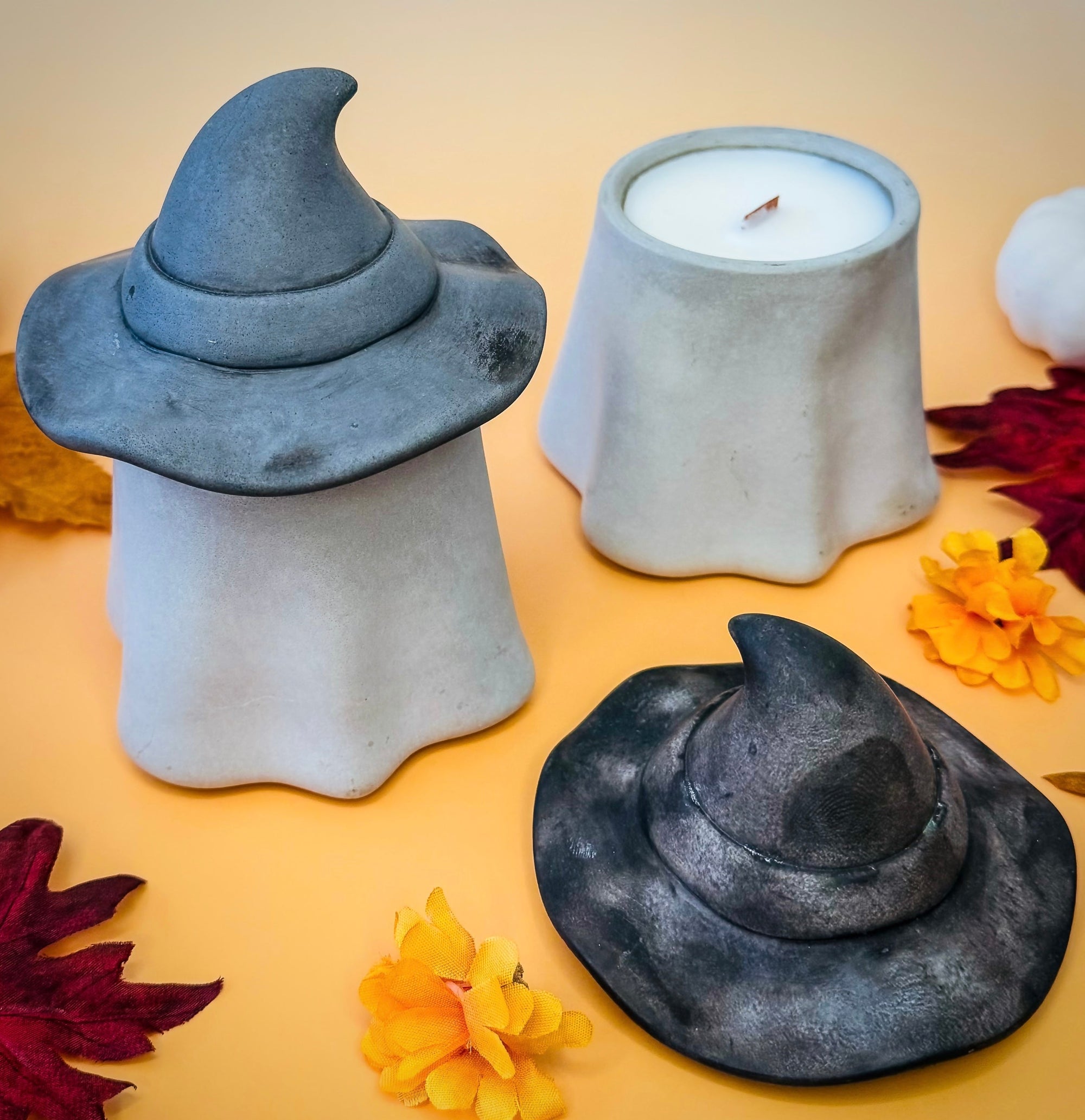 Spooky Season Halloween Candle with Cozy Crackling Wood Wick