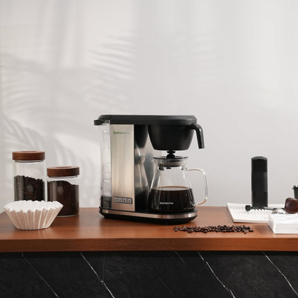 Enthusiast 8-Cup Drip Coffee Brewer with 1.3L Thermal or Glass Carafe