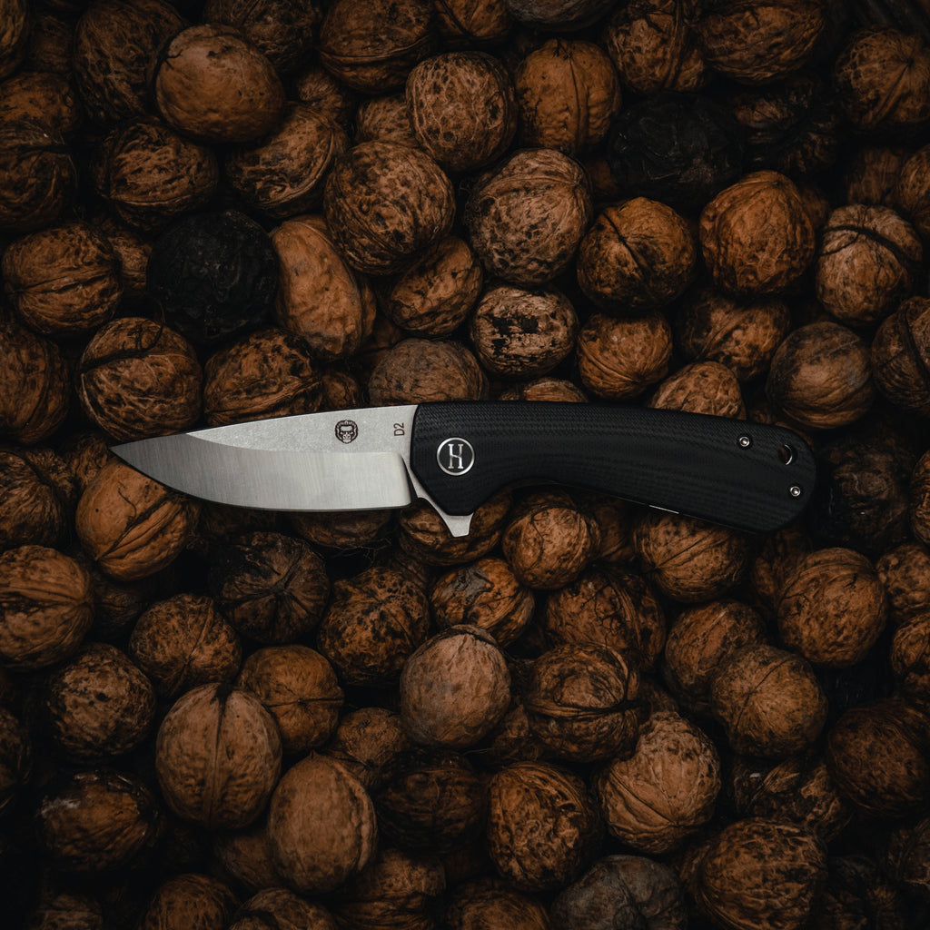 Holtzman's The Peasant Folding Pocket Knife Giftset for Men and Women (Silver and Black)