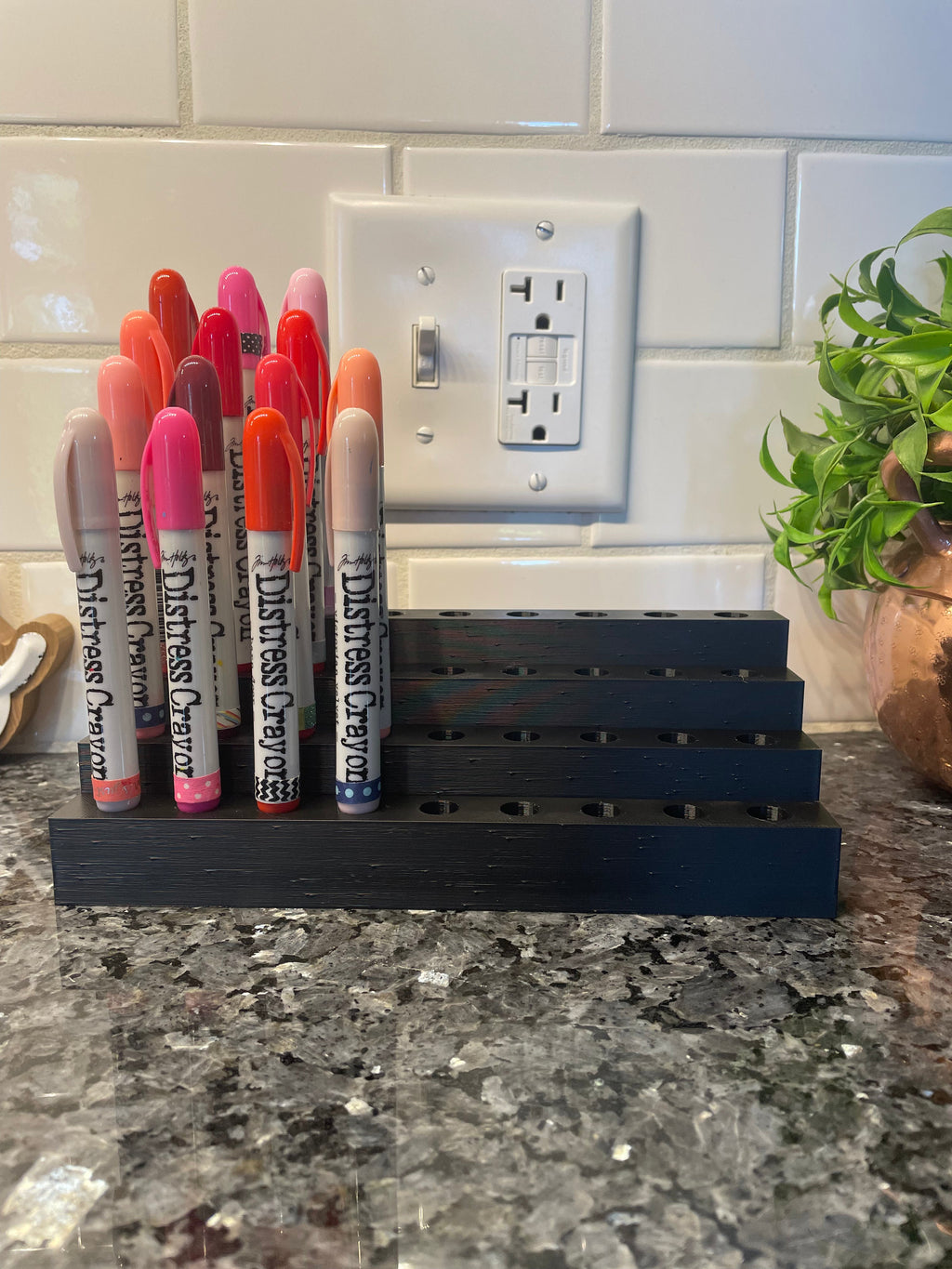 Ranger Distress Crayons Caddy For Tim Holtz Products