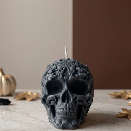 Handmade Skull Candle with Floral Details – Custom Colors & Scents for a Unique Touch