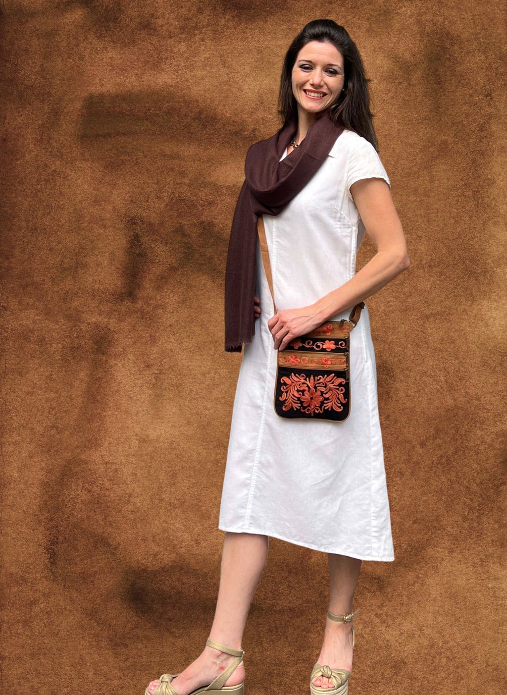 Peach Blossom Floral Crossbody Bag – Stylish & Functional Cowgirl Accessory