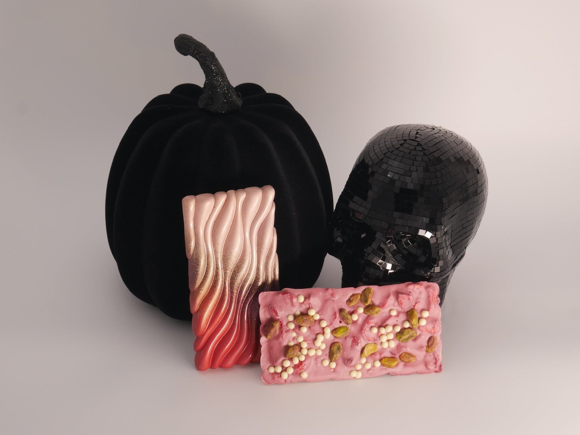 Strawberry Pistachio Chocolate Bar