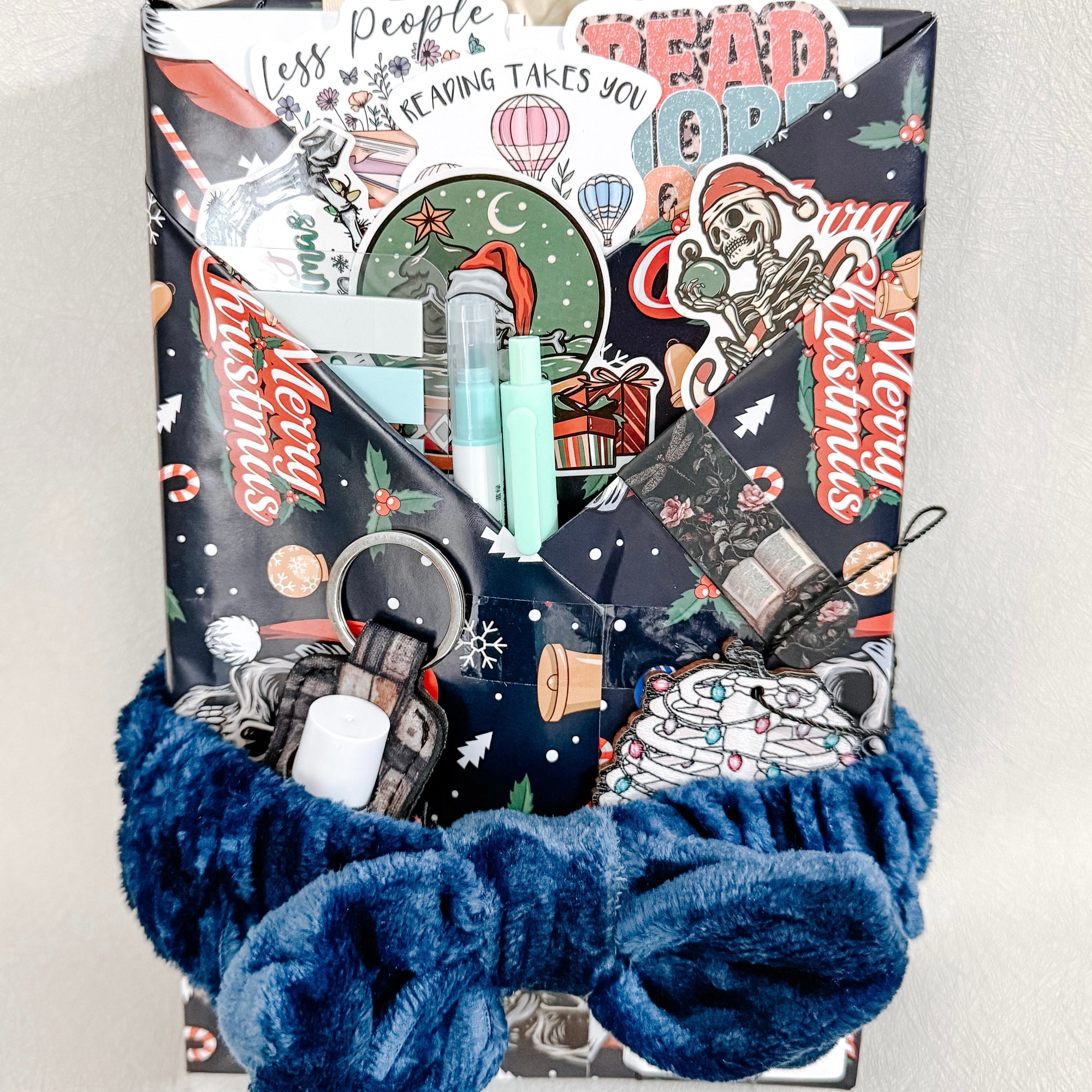 Christmas Blind Date with a Book