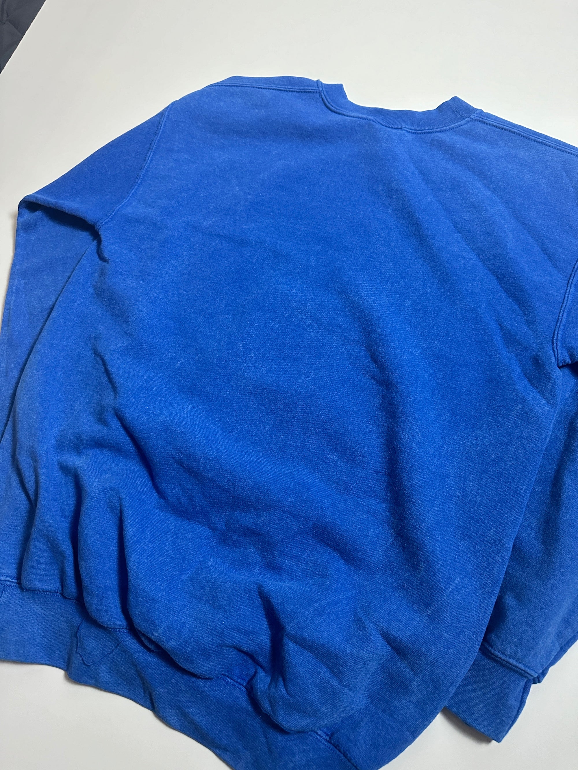 Vintage Art Graphic Sweatshirt