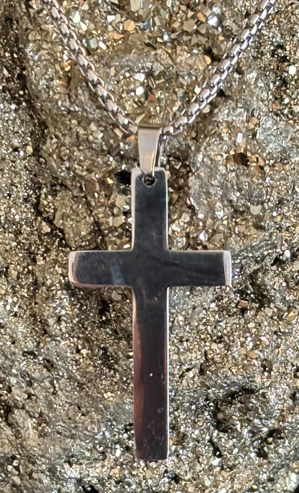 Stainless Steel Cross Necklace – A Symbol of Strength, Balance & Self-Expression