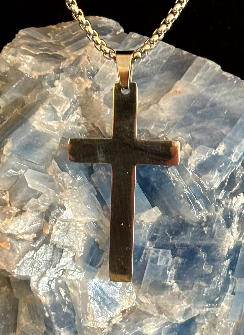 Stainless Steel Cross Necklace – A Symbol of Strength, Balance & Self-Expression