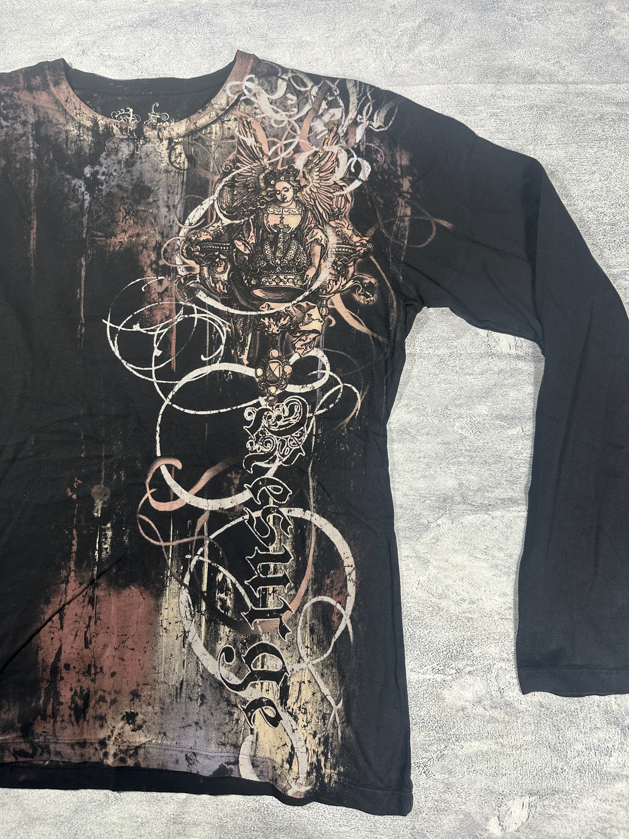 Resurge Angel Graphic Long Sleeve Shirt