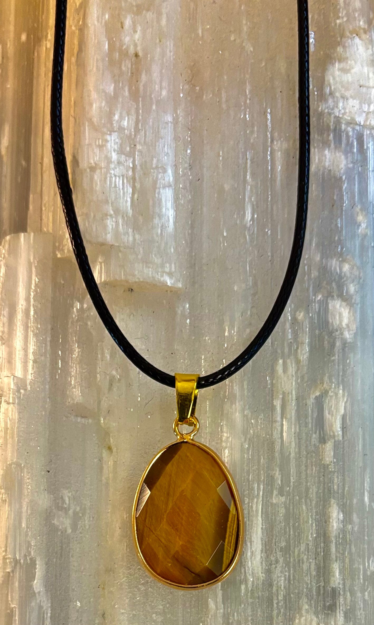 Crystal Drop Necklace – 1 inch Teardrop Pendant (Made in Australia)