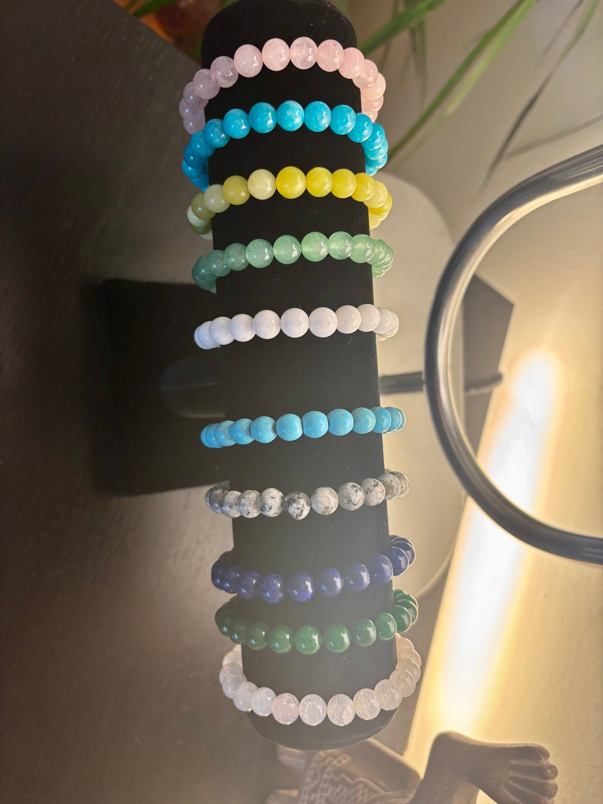 Simple Style Stackable Beaded Bracelets – Minimalist Solid Color Fashionista Jewelry (Various Colors)