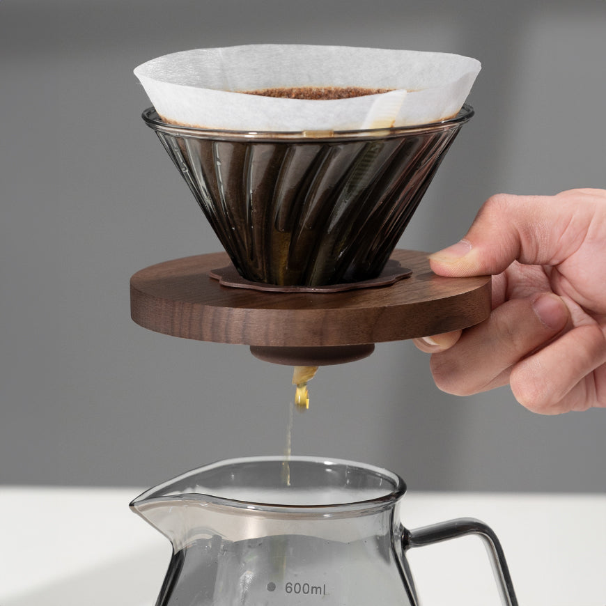 Coffee Brewing V60 Set with Walnut Wood Holder