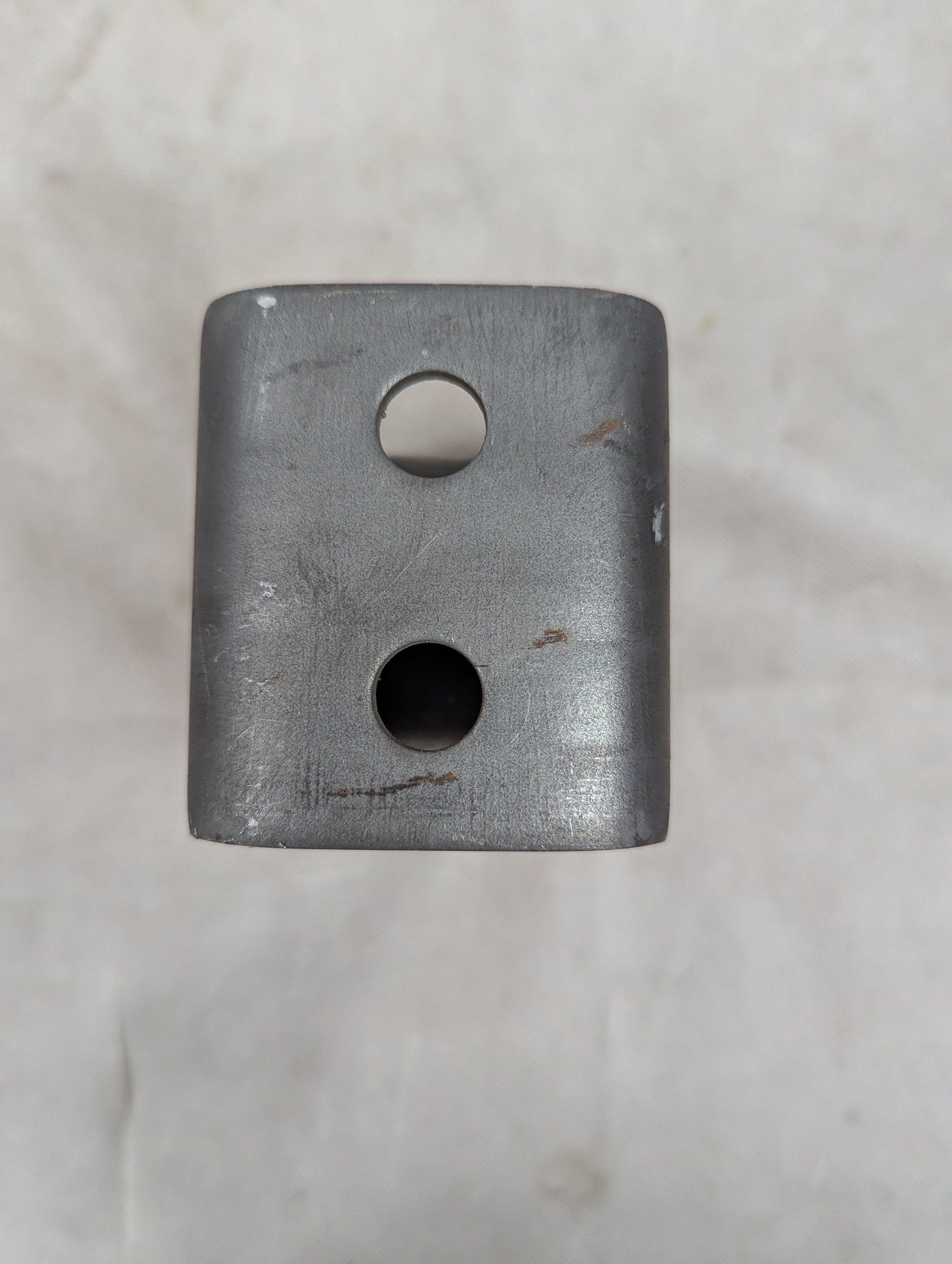 2" Wide Slipper Spring Rear Hanger - HG-3028-R