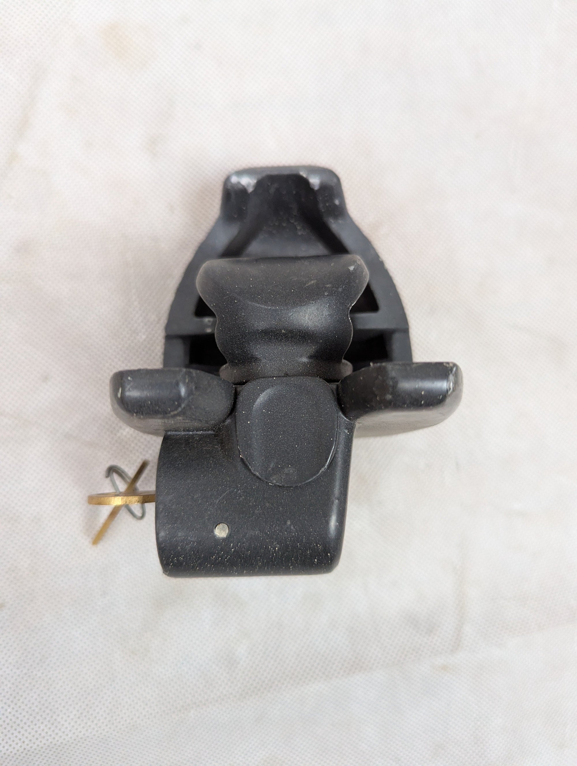 *USED** Master Lock - Universal Size Fits 1-7/8", 2", and 2-5/16" Couplers Tongue Lock