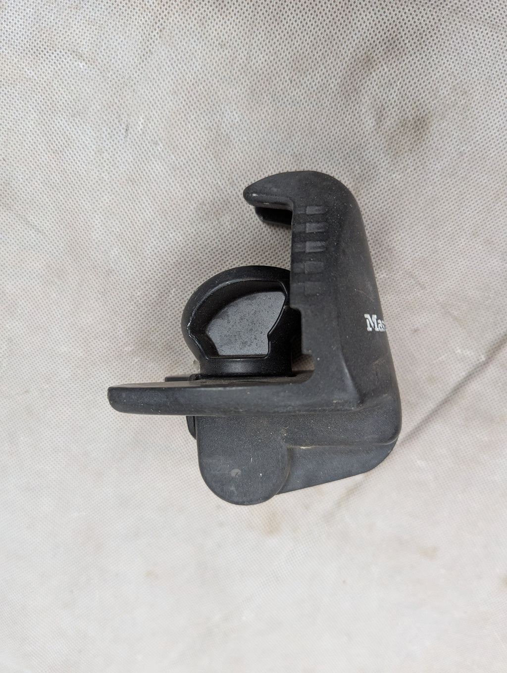 *USED** Master Lock - Universal Size Fits 1-7/8", 2", and 2-5/16" Couplers Tongue Lock