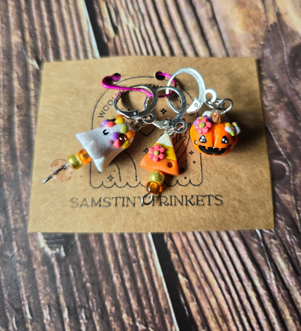 Groovy Halloween single skein