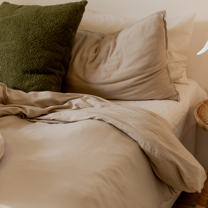 Floral & Feminine Room and Linen Spray Collection – Soft, Romantic Botanicals