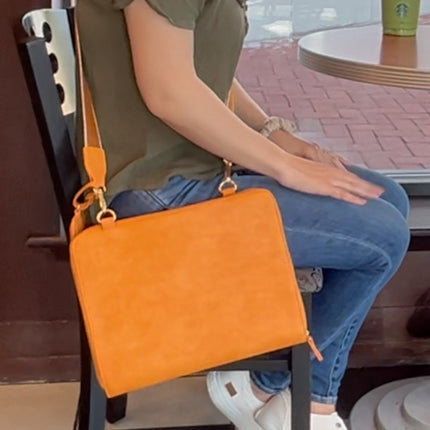 Tailored Tablet Case w/Pouch
