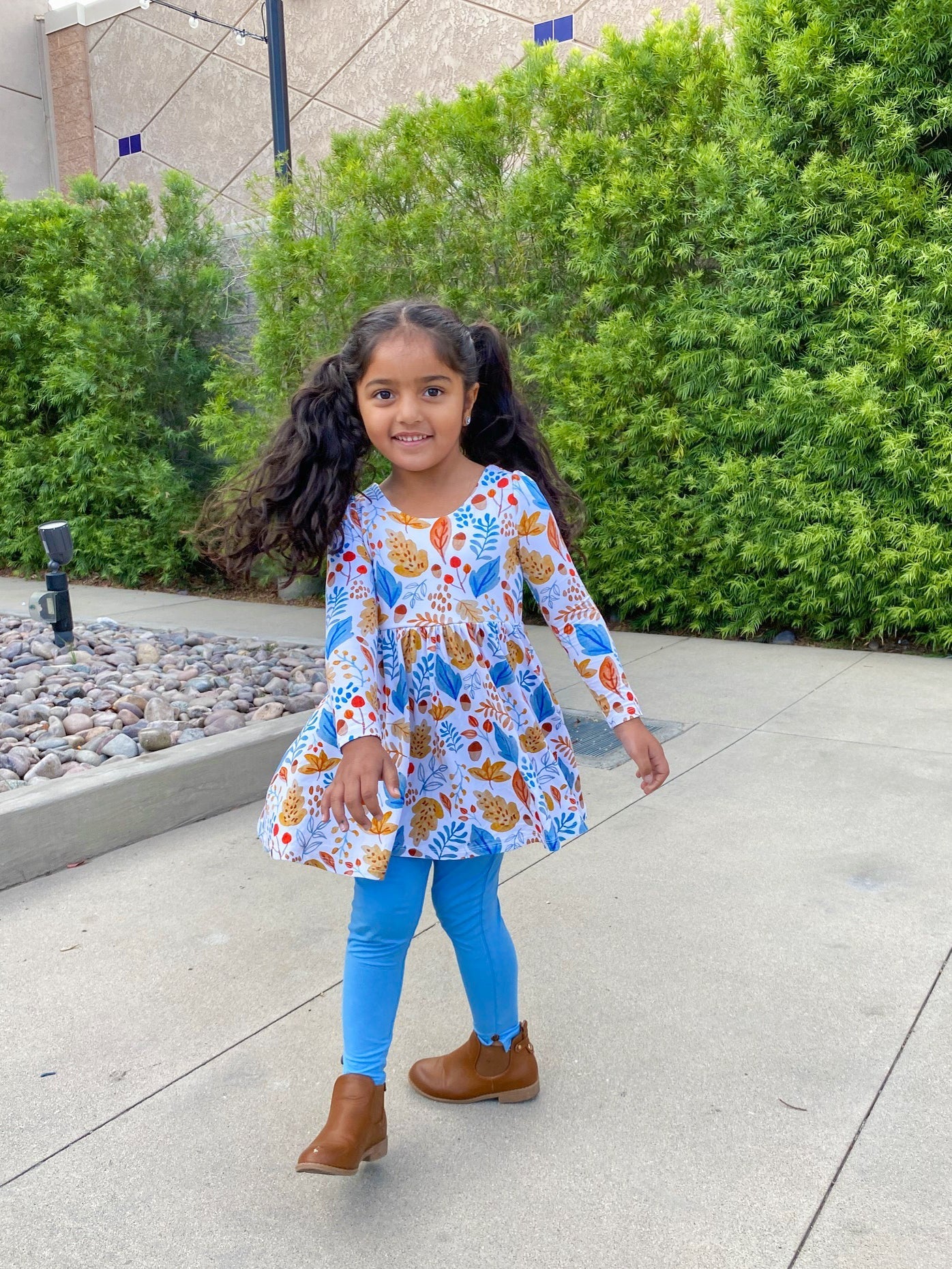 Acorn's Delight Empire Tunic Set With Long Sleeves