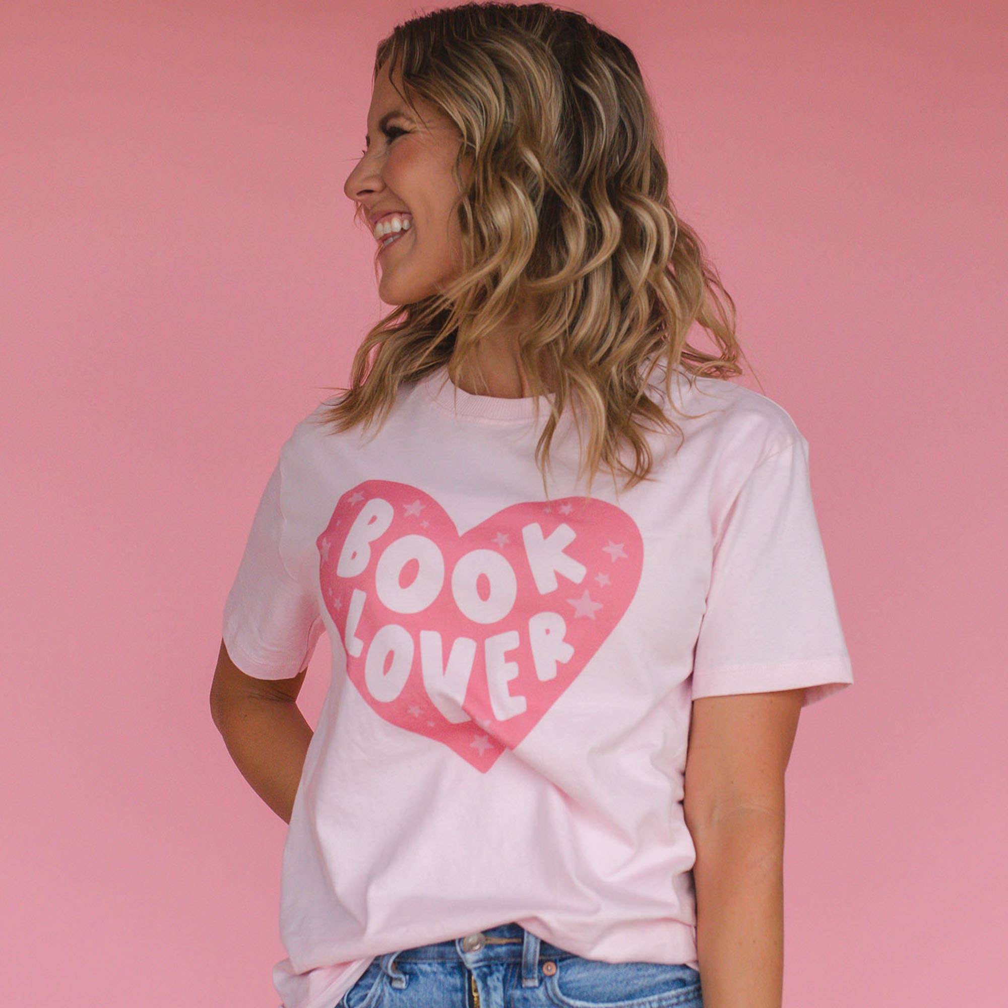 Pippi Post - Book Lover - Pippi Tee - Blush